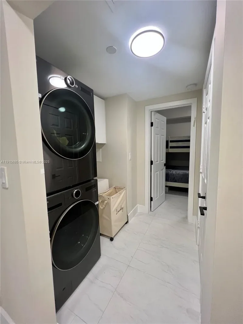 3900 Island Blvd B308, Golden Beach, Florida, United States. - Photo 17