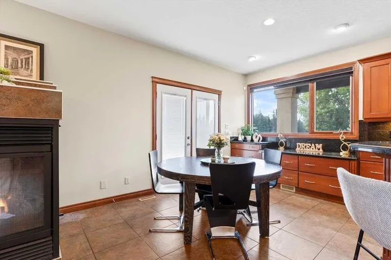 244094 Partridge PL, Rural Rocky View County, AB, T3Z3M2, CANADA, Calgary, Alberta, Canada. - Photo 13