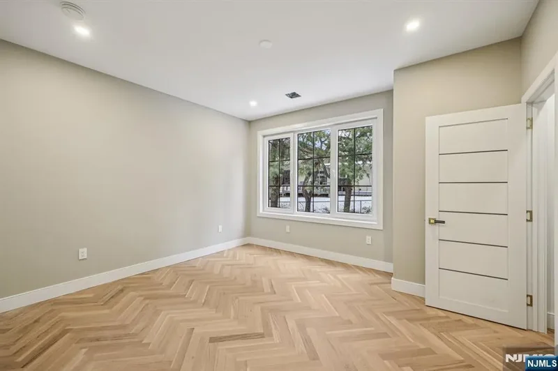25 Macarthur Avenue, Closter, New Jersey, United States. - Photo 27