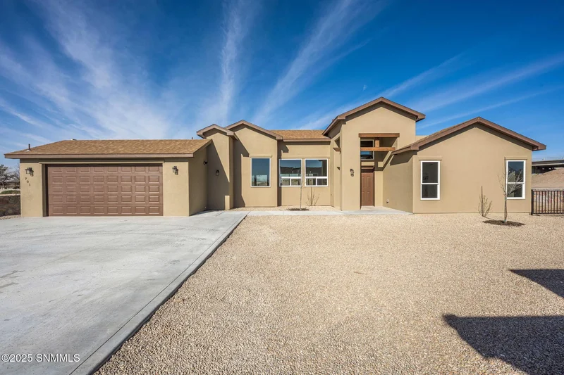 4 Bedrooms Single Family Detached
