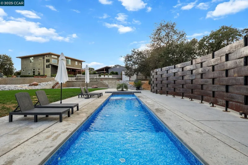 Cottonwood, California, United States. - Photo 8