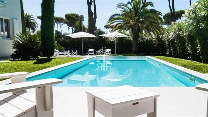 Forte dei Marmi, Tuscany, Italy. - Photo 5