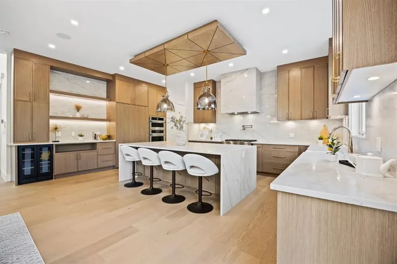 620 Varsity Estates CRESCENT NW, Calgary, AB, T3B 3C3, CANADA, Calgary, Alberta, Canada. - Photo 4