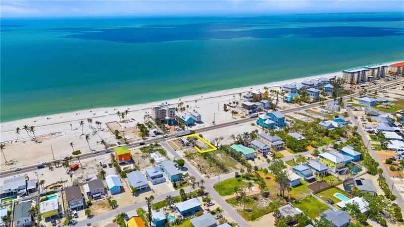 5421 / 5425, Fort Myers Beach, Florida, United States. - Photo 5
