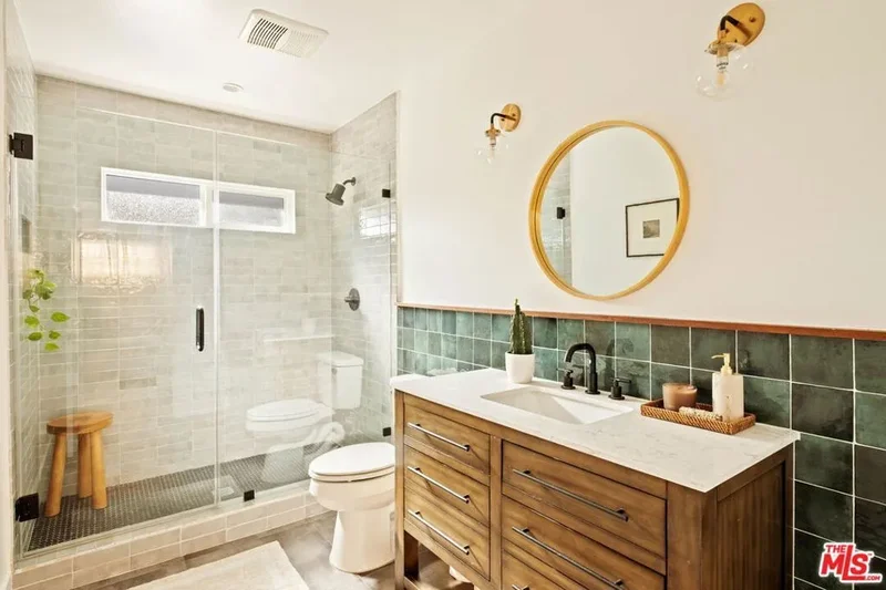2831 S Corning Street, Los Angeles, California, United States. - Photo 31