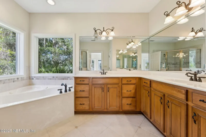 21 N ROSCOE Boulevard, Ponte Vedra Beach, Florida, United States. - Photo 100