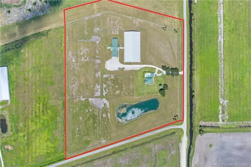 13700 SW Groveside Drive, Indiantown, Florida, United States. - Photo 73