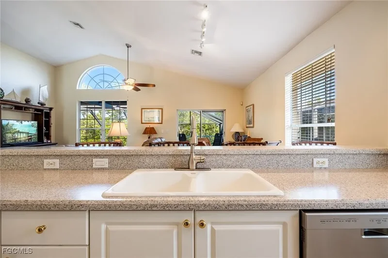 12206 Siesta Drive, Fort Myers Beach, FL 33931, Fort Myers Beach, Florida, United States. - Photo 11