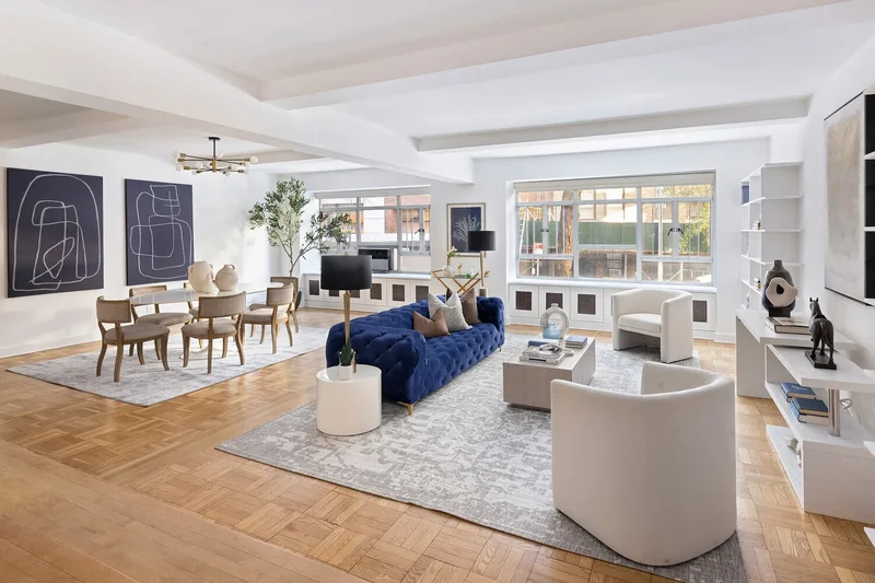 3 Bedrooms Apartment