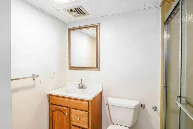 664 Osage Lane A, Stratford, CT 06614, Stratford, Connecticut, United States. - Photo 33