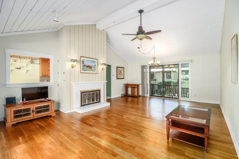 664 Osage Lane A, Stratford, CT 06614, Stratford, Connecticut, United States. - Photo 31