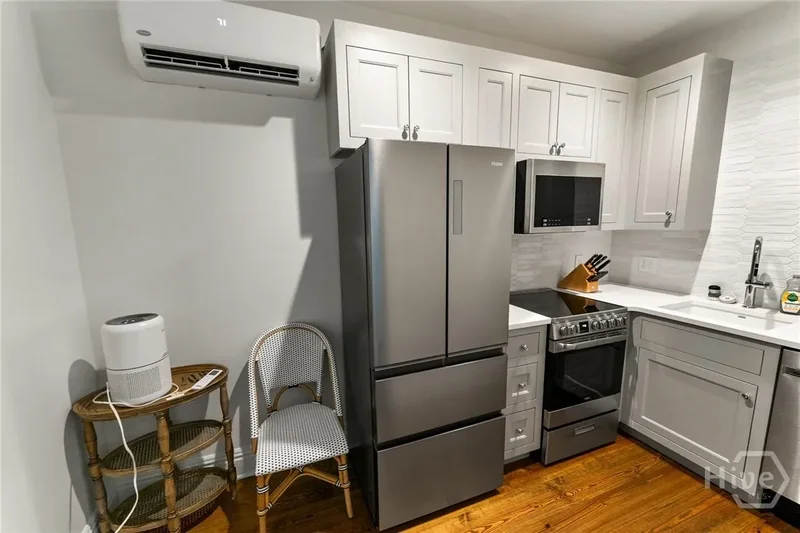 105 E Gordon Street, Savannah, Georgia, United States. - Photo 36
