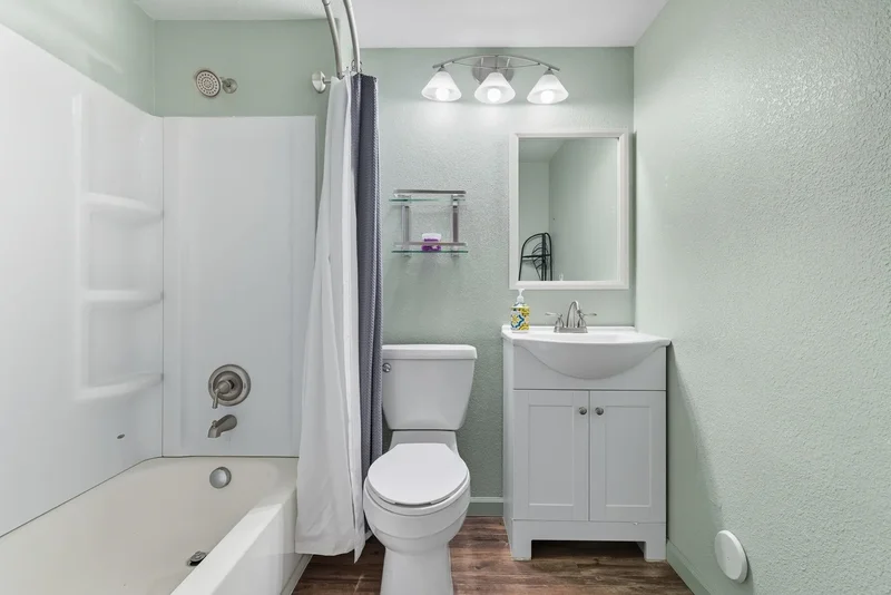 17210 E Foothills Rd, Newman Lake, WA 99217, Spokane, Washington, United States. - Photo 9