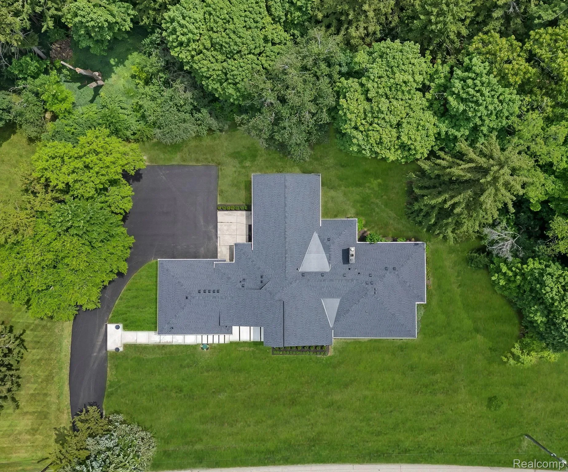 3539 Walbri Dr., Bloomfield Hills, MI 48304, Bloomfield Hills, Michigan, United States. - Photo 20