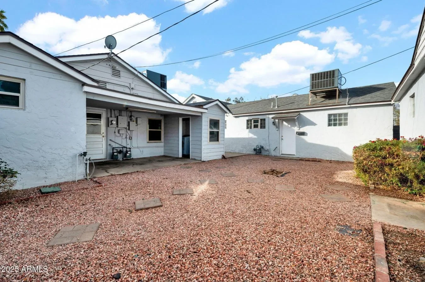 1026 E CLARENDON Avenue, Phoenix, Arizona, United States. - Photo 22