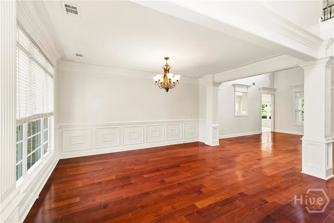 Gallery photo 3