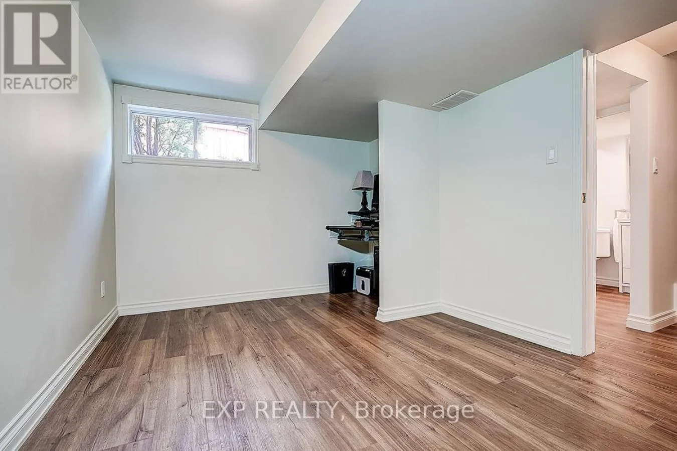 62 KEMPSELL CRESCENT, Toronto, Ontario, Canada. - Photo 22