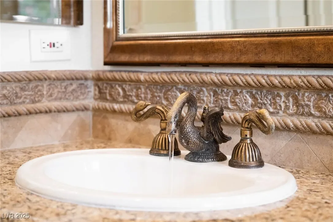 9004 Rolling Knoll Court, Las Vegas, Nevada, United States. - Photo 36