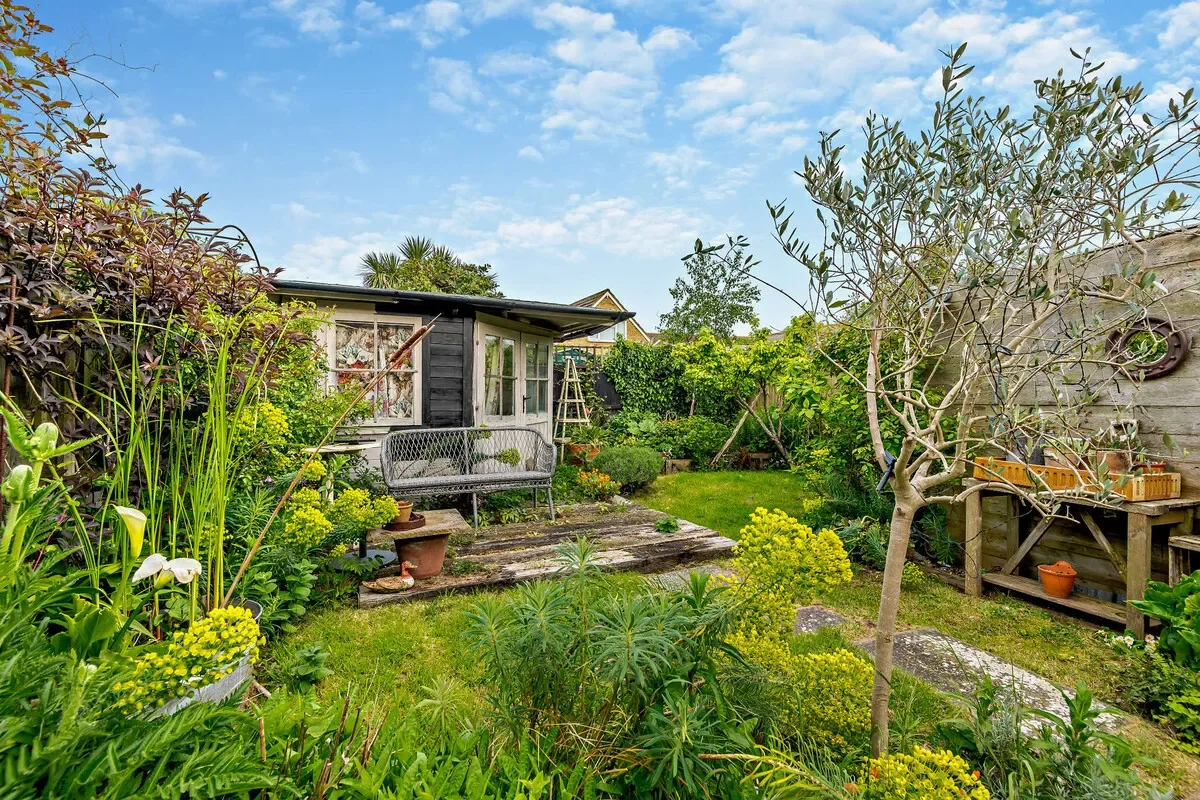 Allan Road, Whitstable, CT5, Seasalter, England, United Kingdom. - Photo 8