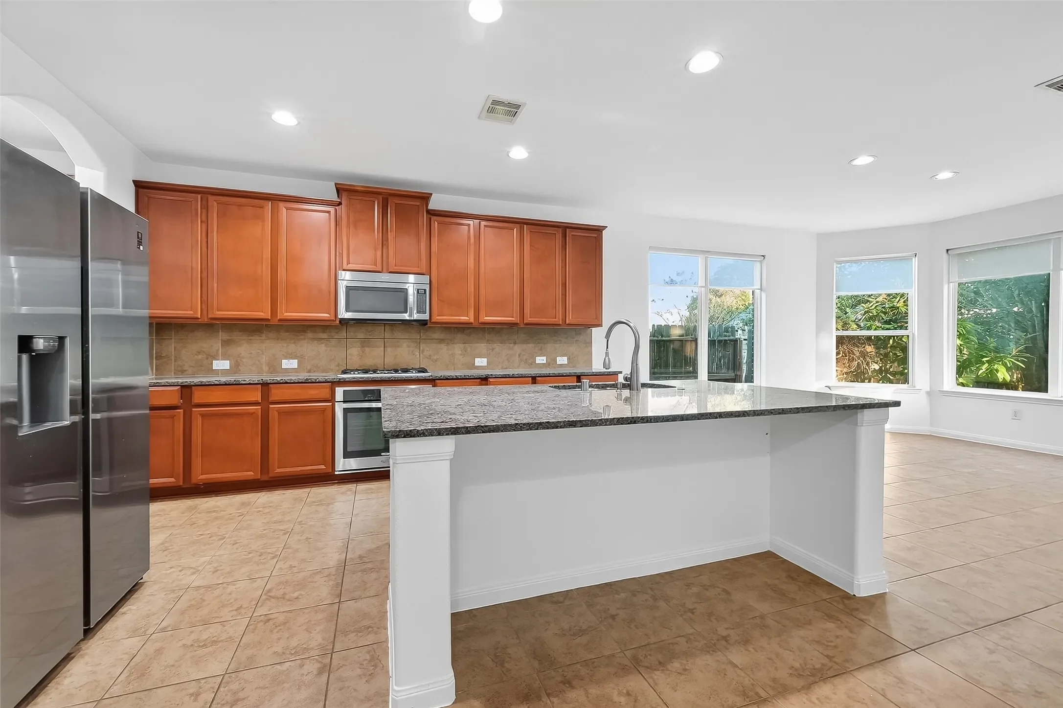 4663 Rockton Hills Lane, Sugar Land, TX 77479, Sugar Land, Texas, United States. - Photo 13