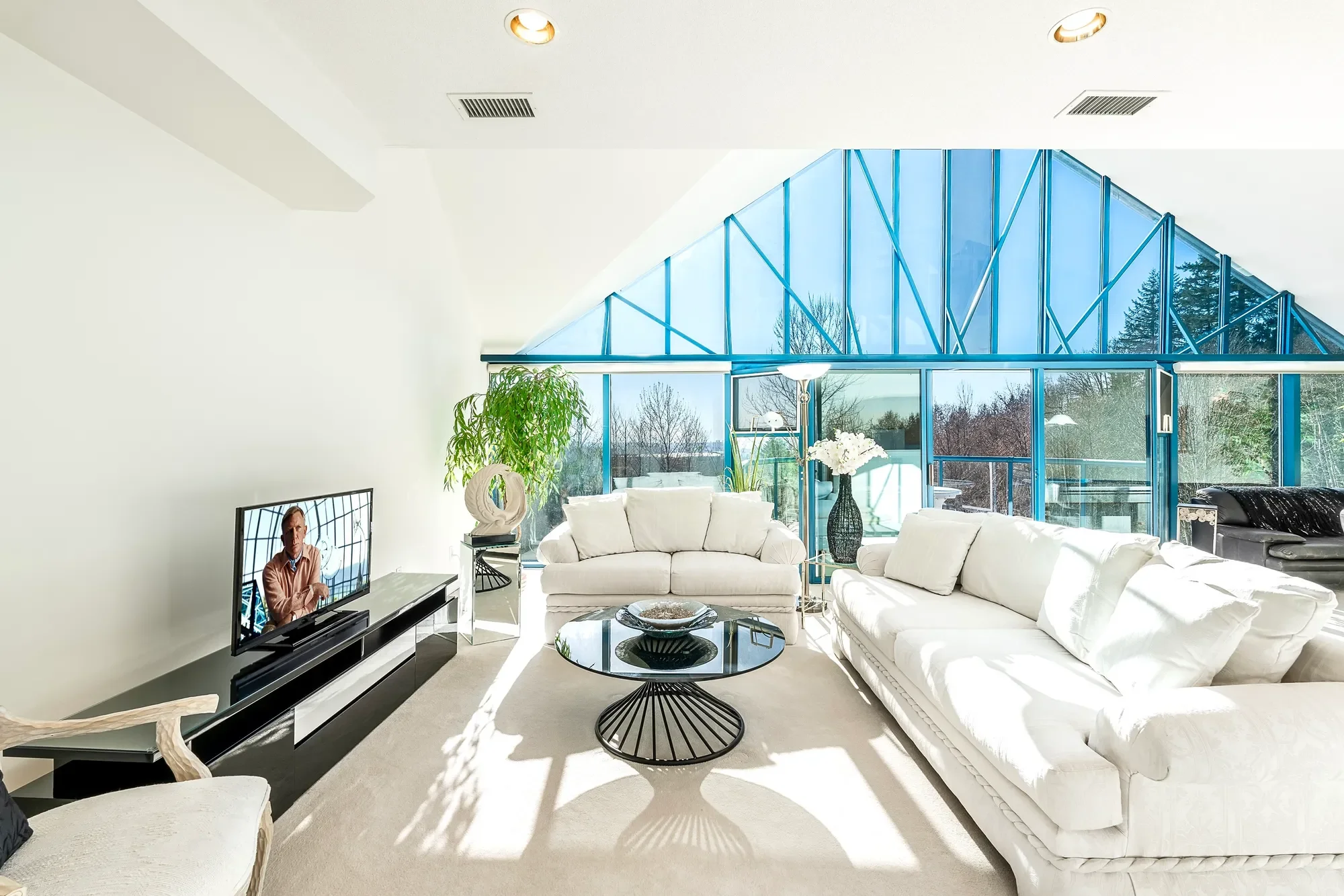 Gallery photo 6