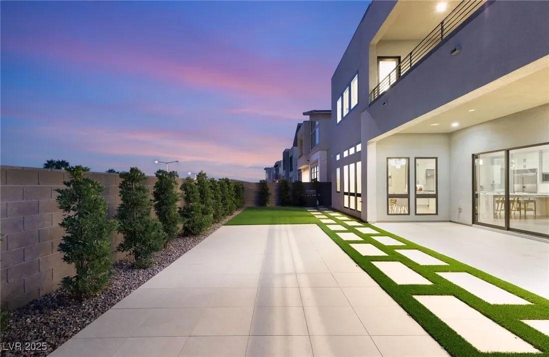 4822 Shady Ridge Drive, Las Vegas, Nevada, United States. - Photo 31