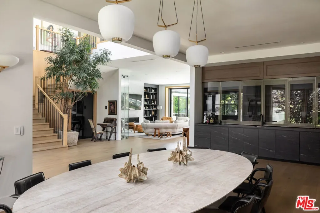455 N Bundy Drive, Los Angeles, California, United States. - Photo 8