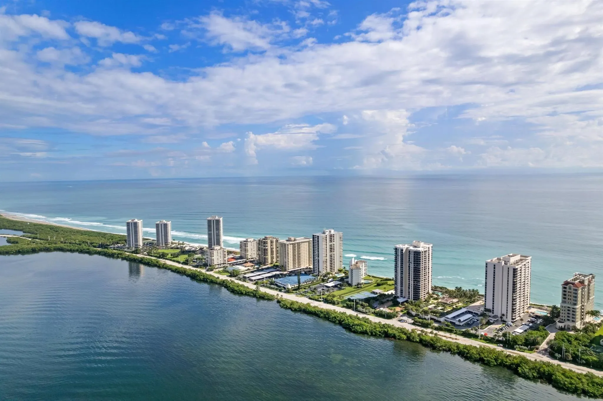 5380 N Ocean Drive 10d, Riviera Beach, Florida, United States. - Photo 2