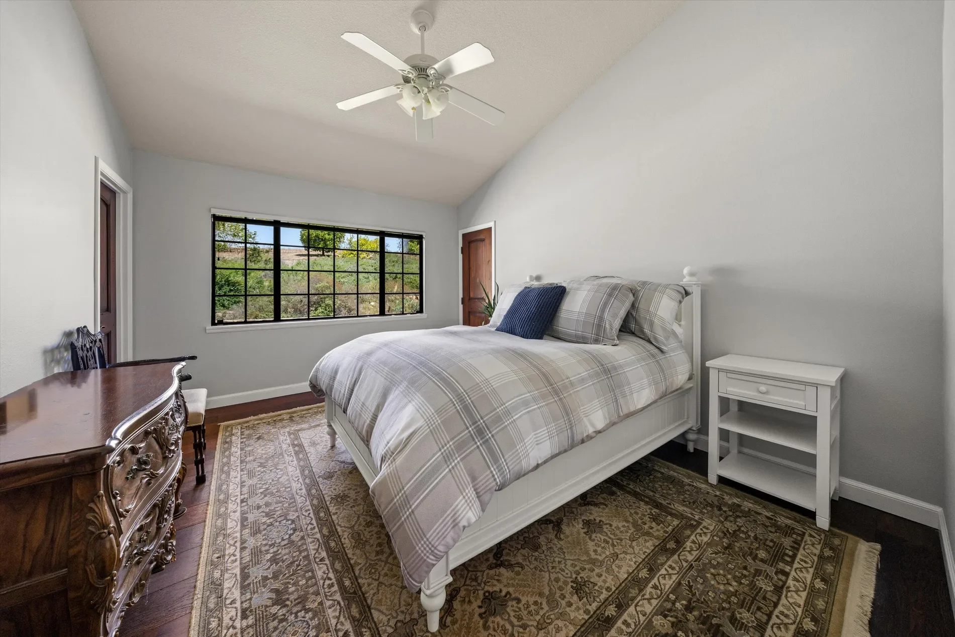 1903 Coyote Circle, Montecito, California, United States. - Photo 21