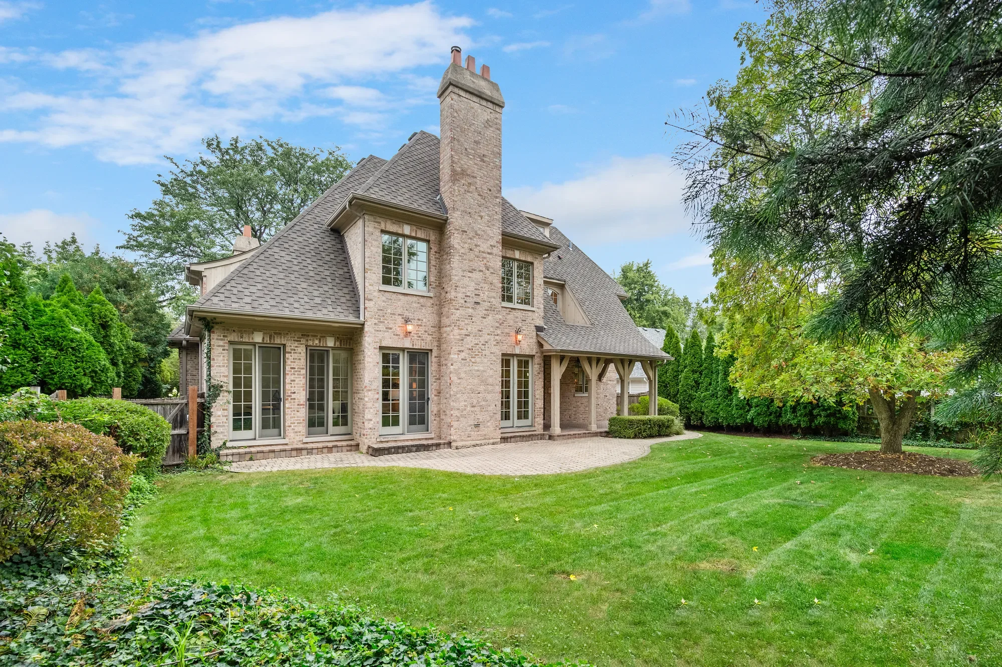 210 W Hickory Street , Hinsdale, IL 60521, Hinsdale, Illinois, United States. - Photo 9