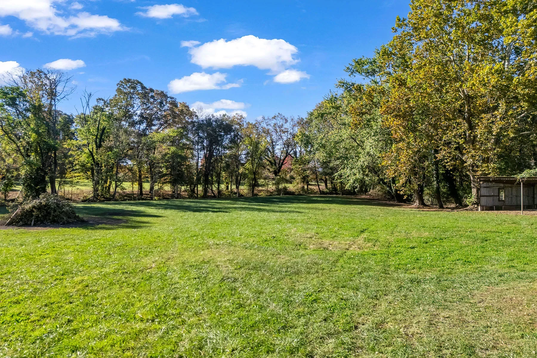 628 New Hope Road, Flat Rock, NC 28731, Flat Rock, North Carolina, United States. - Photo 19