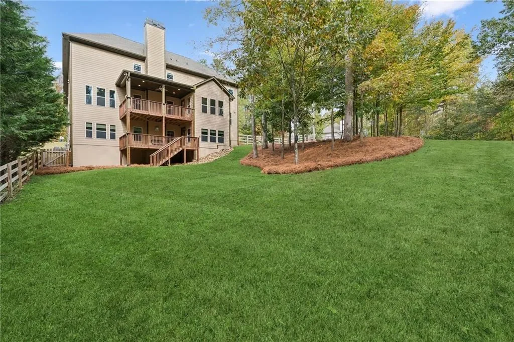 16140 Grand Litchfield Drive, Roswell, Georgia, United States. - Photo 67