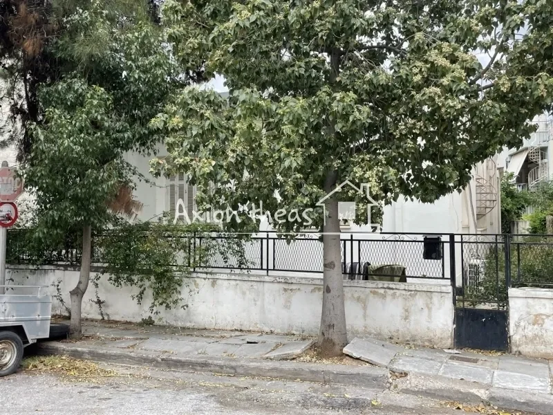 Exterior photo 2