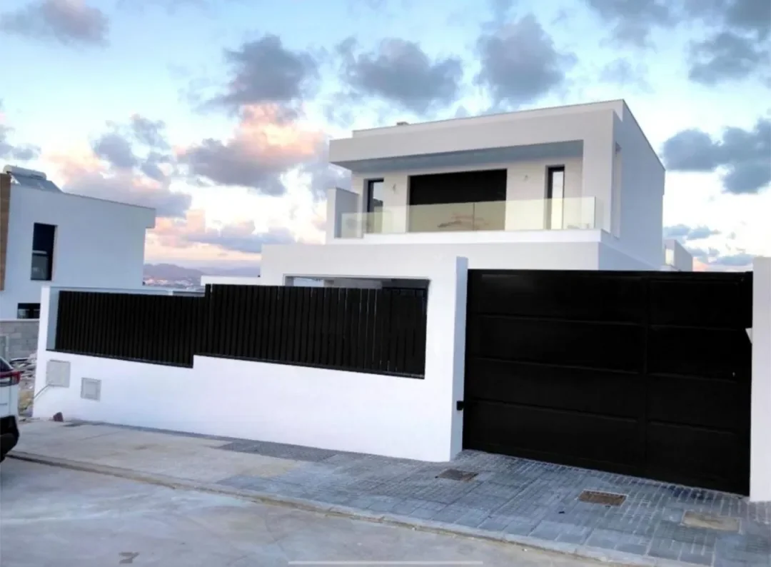 Exterior photo 11