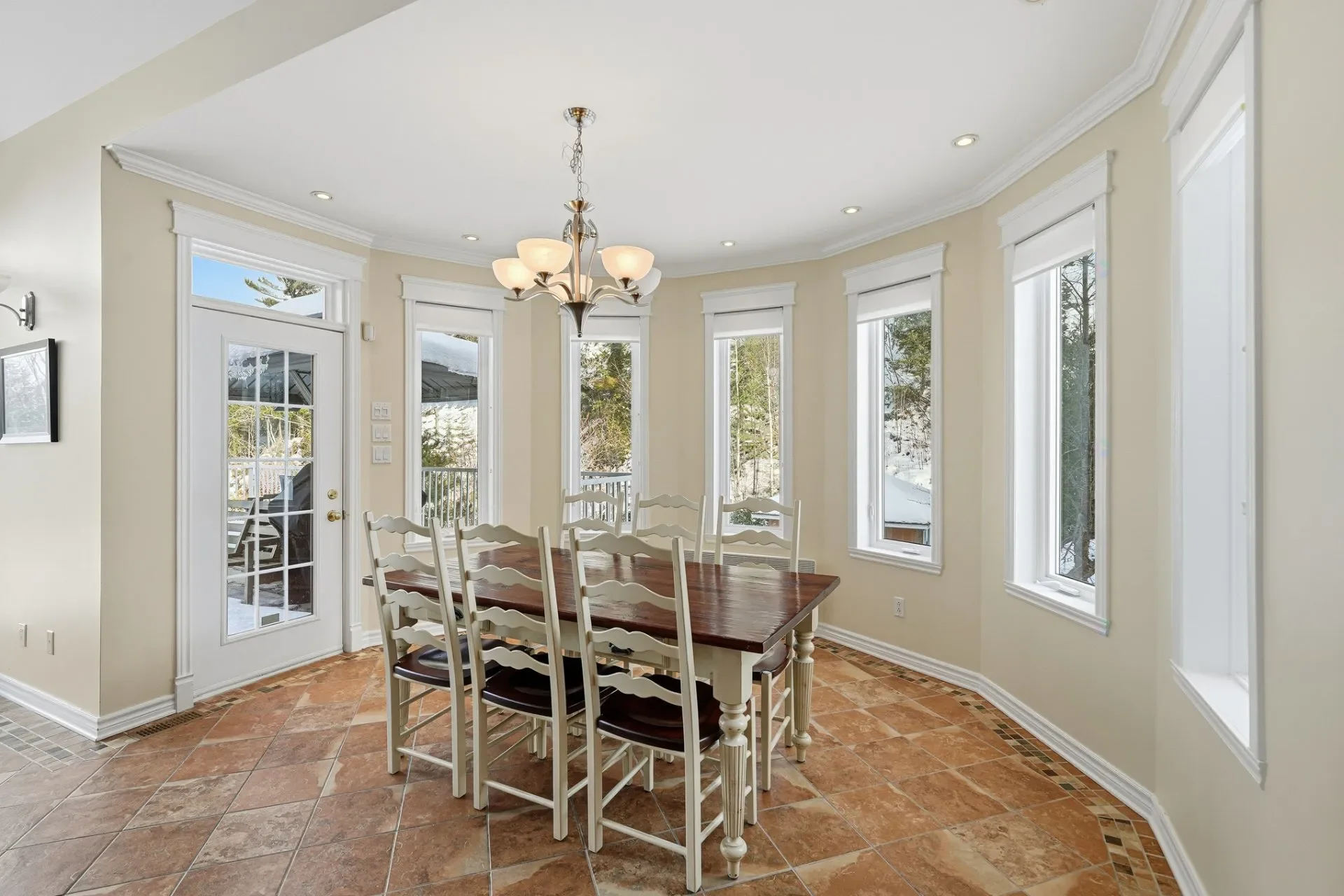 Gallery photo 11