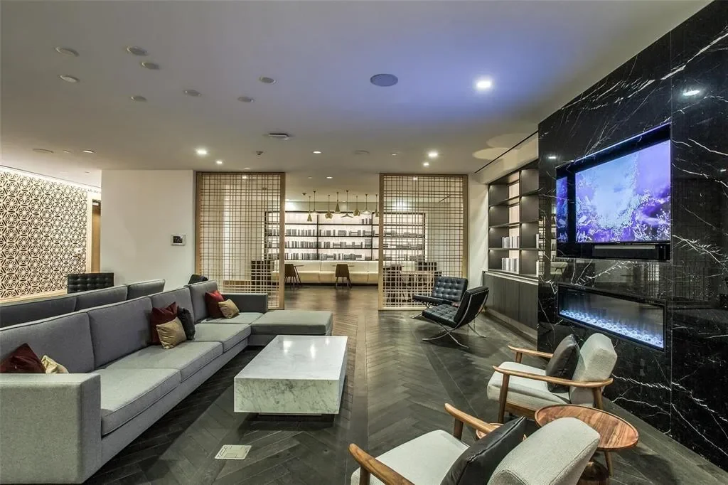 3130 N Harwood Street 705, Dallas, Texas, United States. - Photo 36