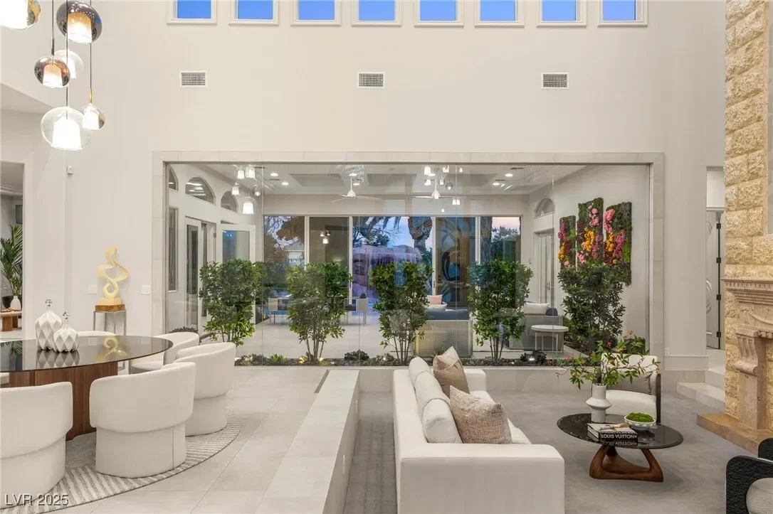 3040 American River Lane, Las Vegas, Nevada, United States. - Photo 32