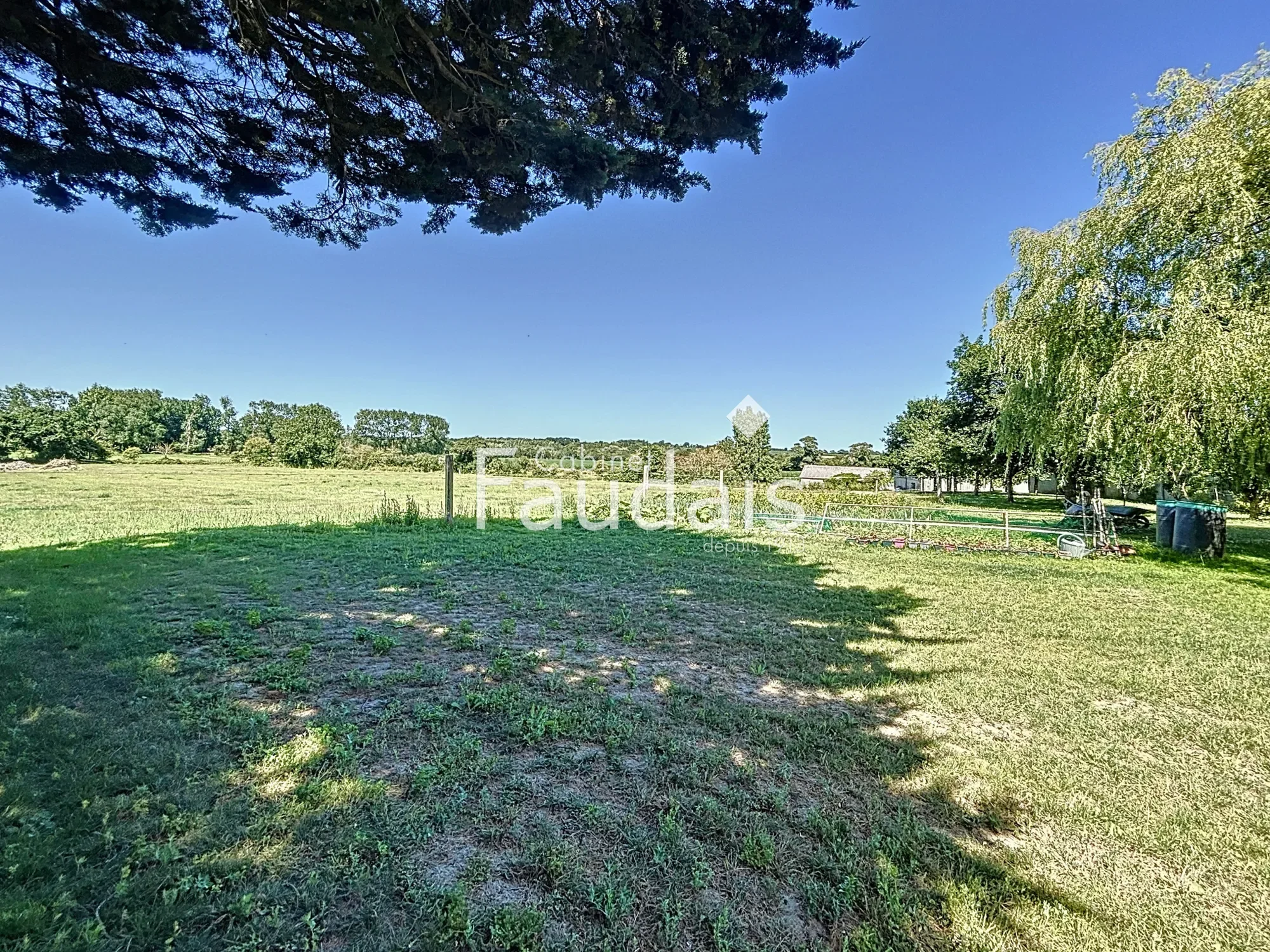 Sénoville, Normandy, France. - Photo 10
