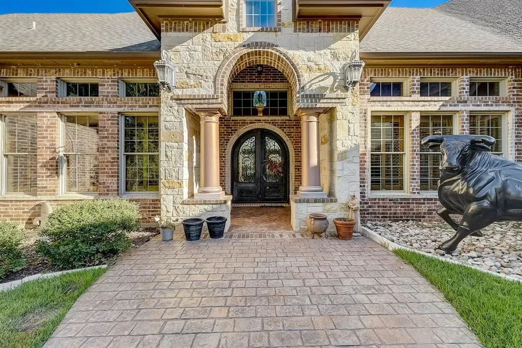 6565 Rockridge Trail, Cross Roads, Texas, United States. - Photo 23