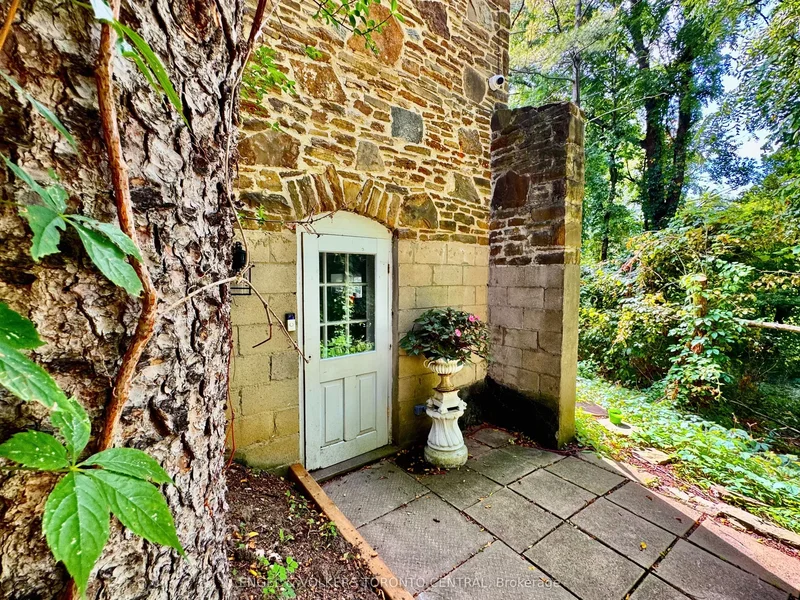85 Yorkleigh Avenue, Toronto, Ontario, Canada. - Photo 35