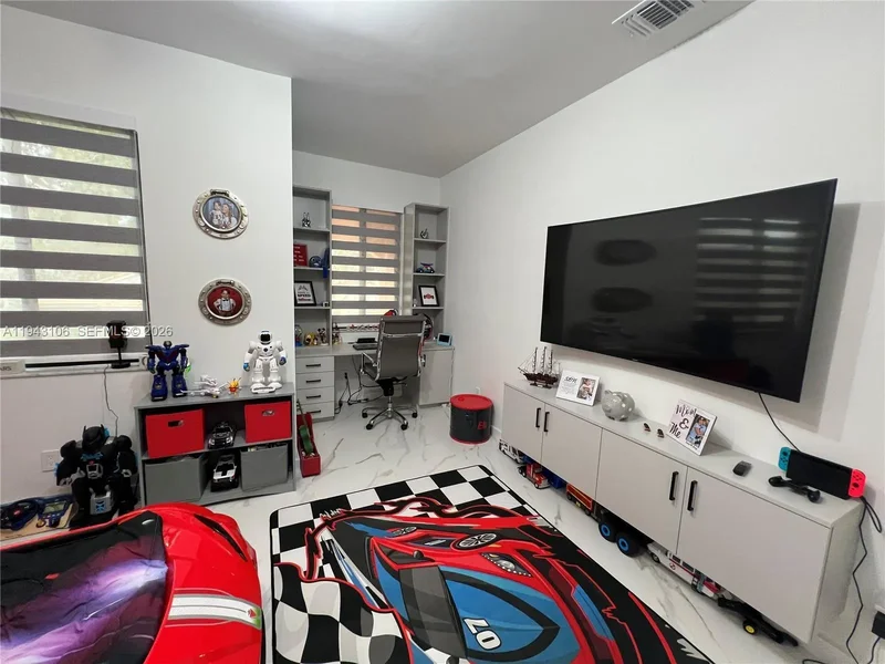 7782 NW 18th St, Pembroke Pines, Florida, United States. - Photo 25