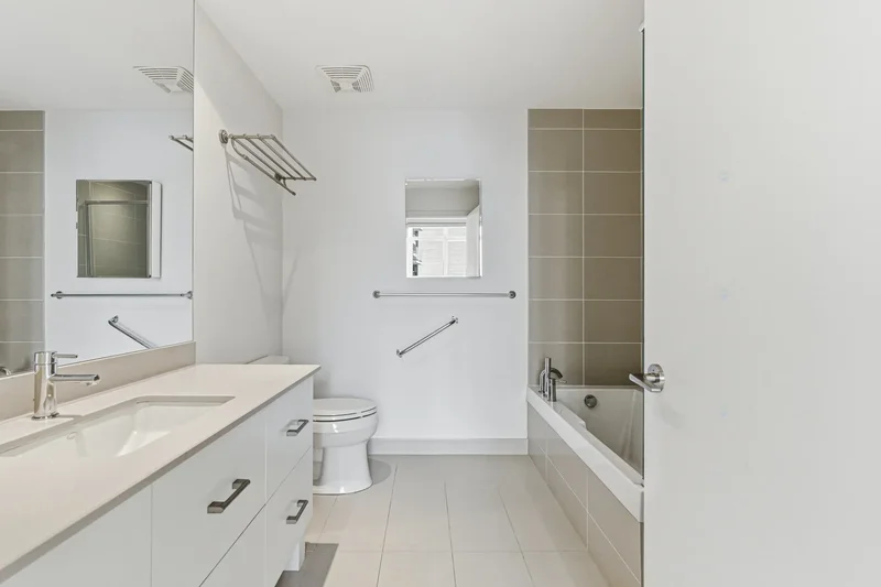 2000 Av. Claremont 207, Montréal, Quebec, Canada. - Photo 14