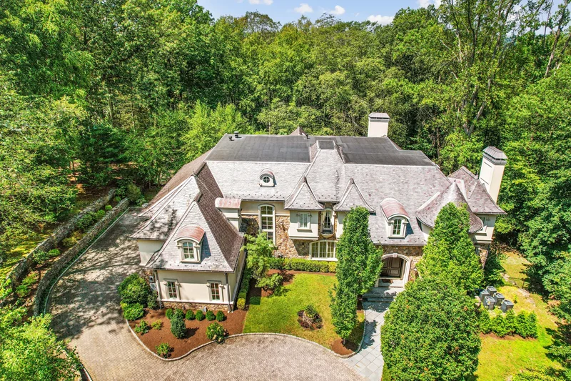 15 N Church Rd, Saddle River, NJ 07458, Saddle River, New Jersey, United States. - Photo 1