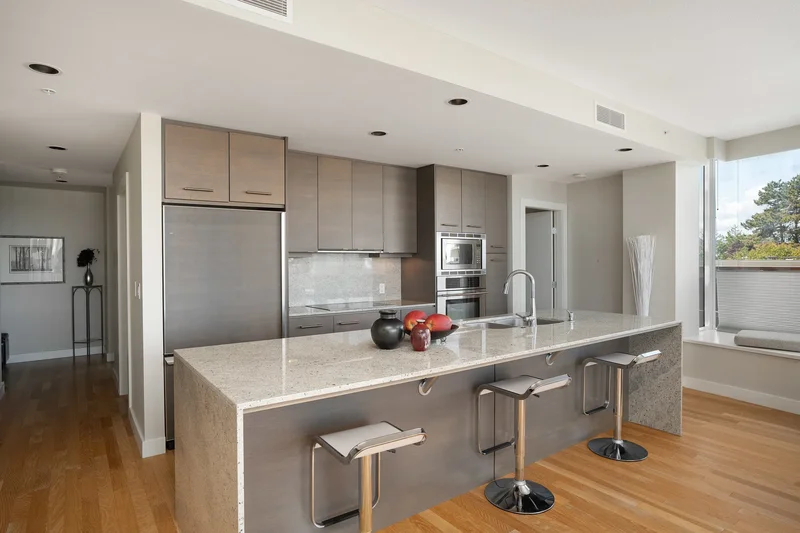 201-9809 Seaport Place, Sidney, BC V8L 0A5, Sidney, British Columbia, Canada. - Photo 4