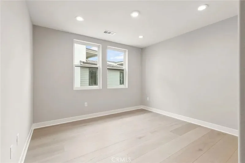 204 Stage, Irvine, California, United States. - Photo 20