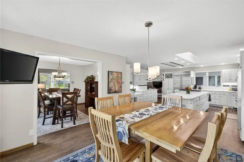5512 Hillside Court, Edina, MN, 55439, USA, Minneapolis, Minnesota, United States. - Photo 20