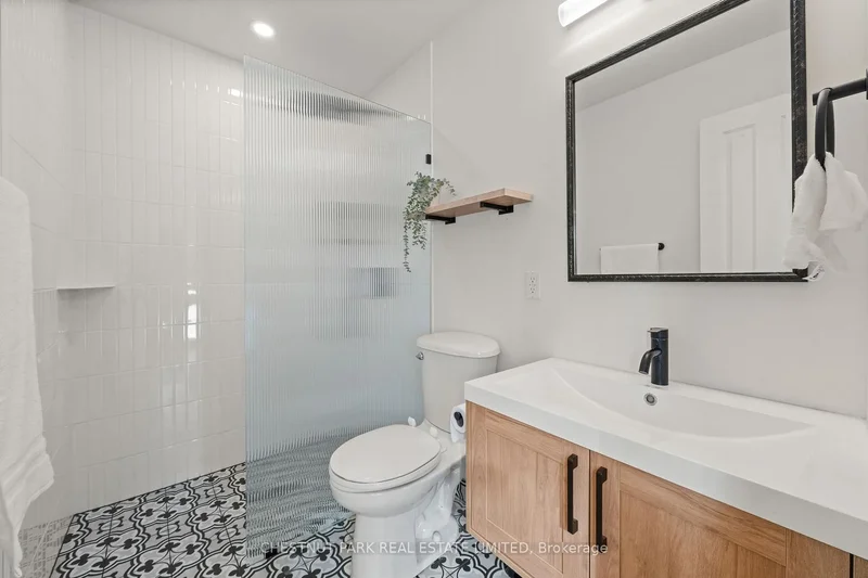 336 Bloomfield Main Street, Prince Edward, Ontario, Canada. - Photo 38