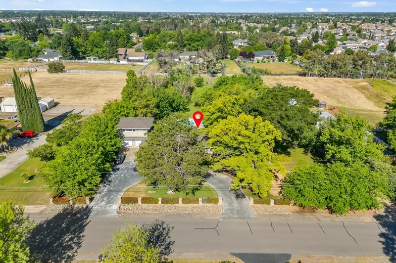 8730 Bamarcia Drive, Elk Grove, CA 95624, Elk Grove, California, United States. - Photo 28
