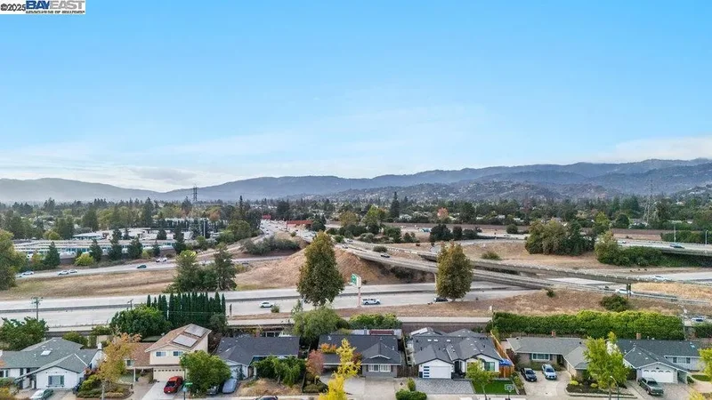 974 Pocatello Ave, Sunnyvale, CA 94087, Sunnyvale, California, United States. - Photo 26