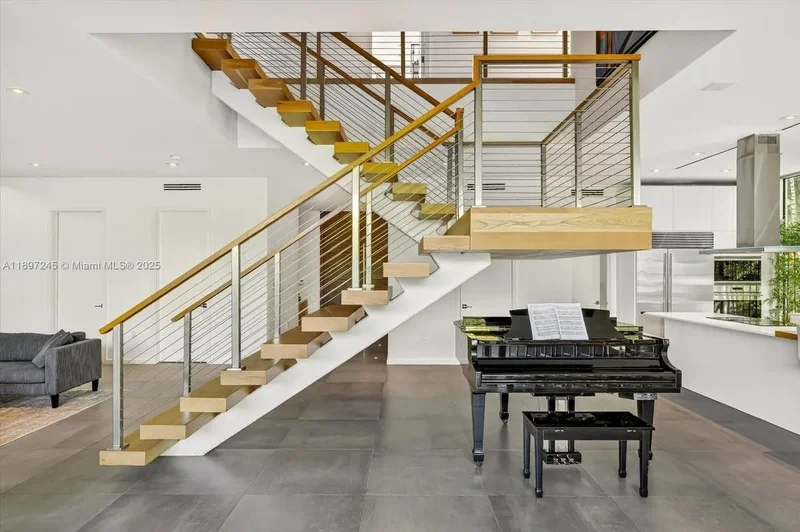 201 Palm Ave , Miami Beach, FL 33139, Miami Beach, Florida, United States. - Photo 21